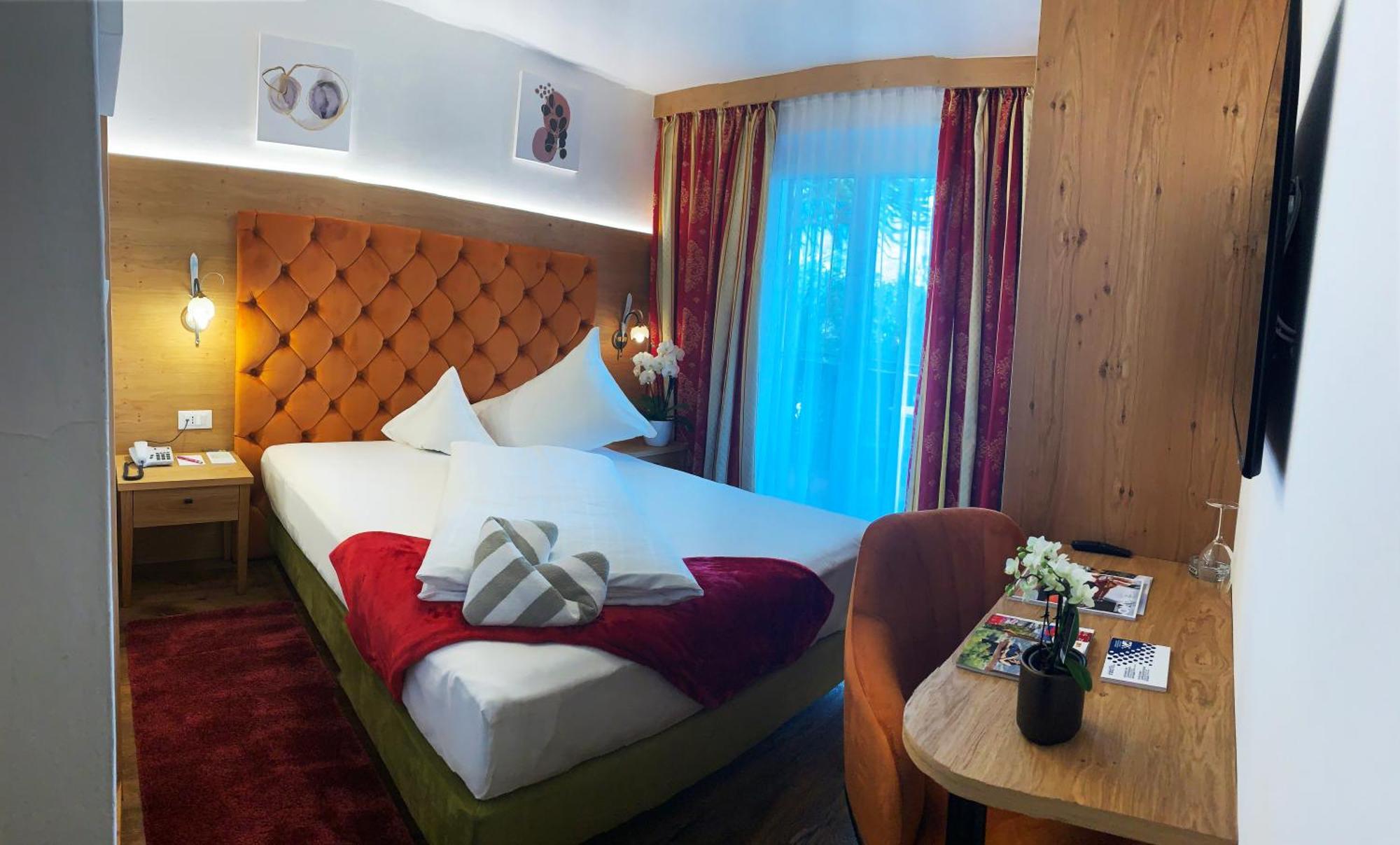 Ruster Resort Algund Buitenkant foto
