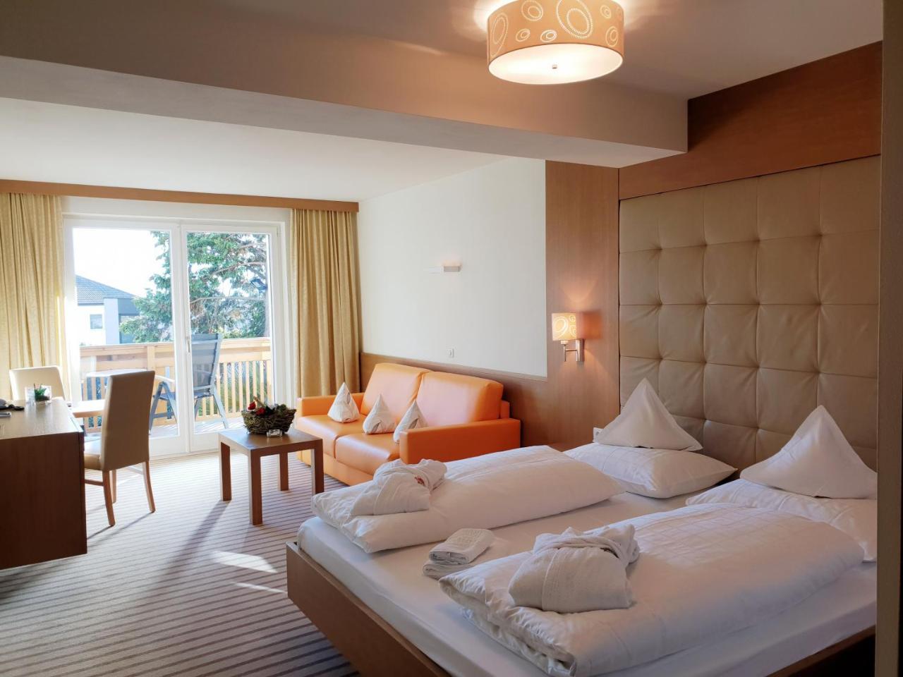 Ruster Resort Algund Buitenkant foto